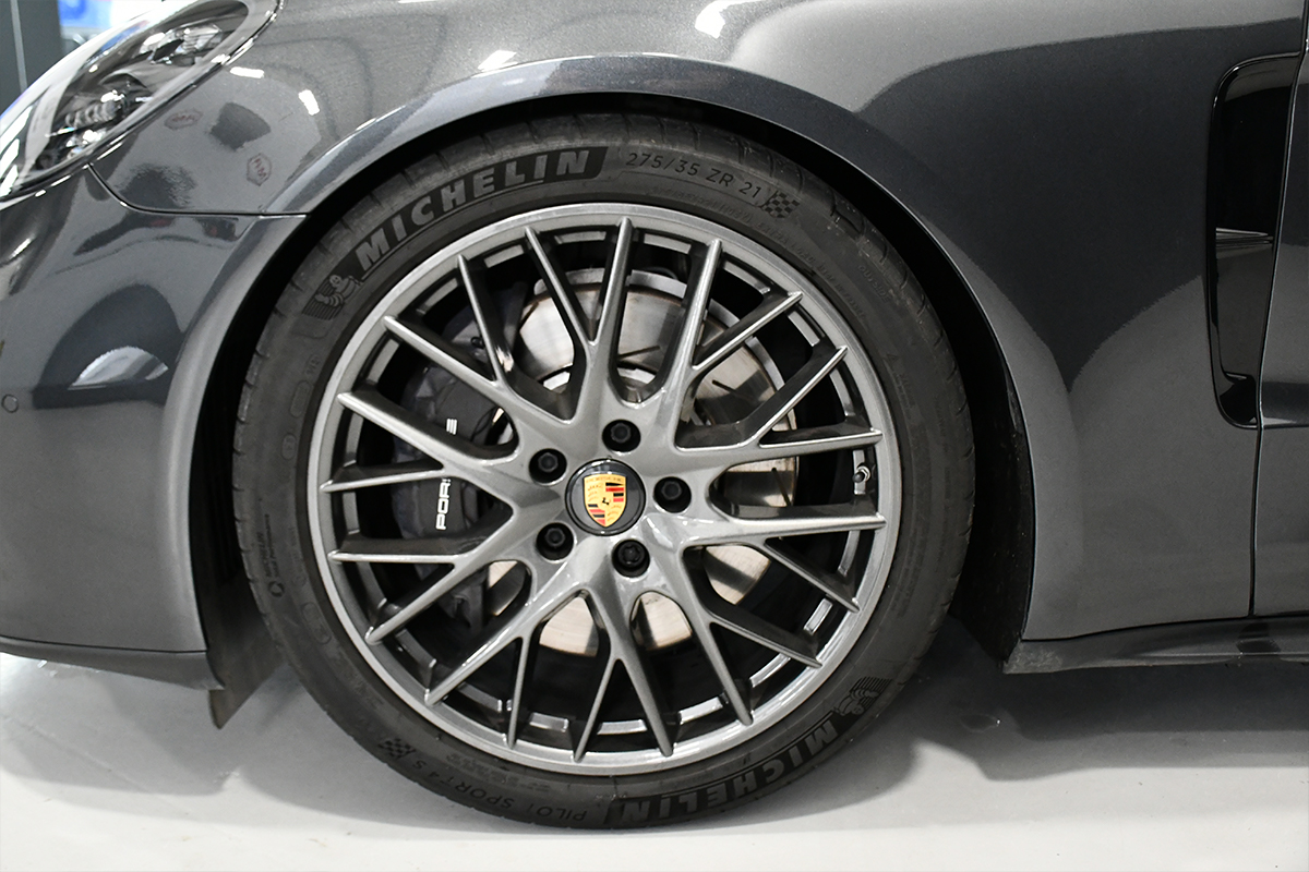 Porsche Hybrid6